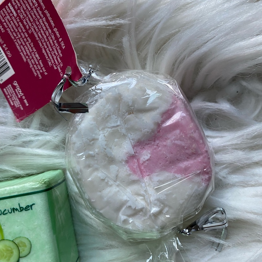 Assorted bath soak bundle - Picture 5 of 5